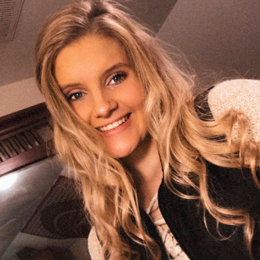 Meet your Posher, Grace